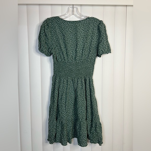 Green Floral Women's Dress - Picture 4 of 4